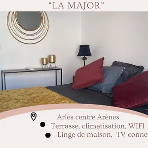 Charmante Maison Avec Vue Sur Les Arènes D'arles Arles